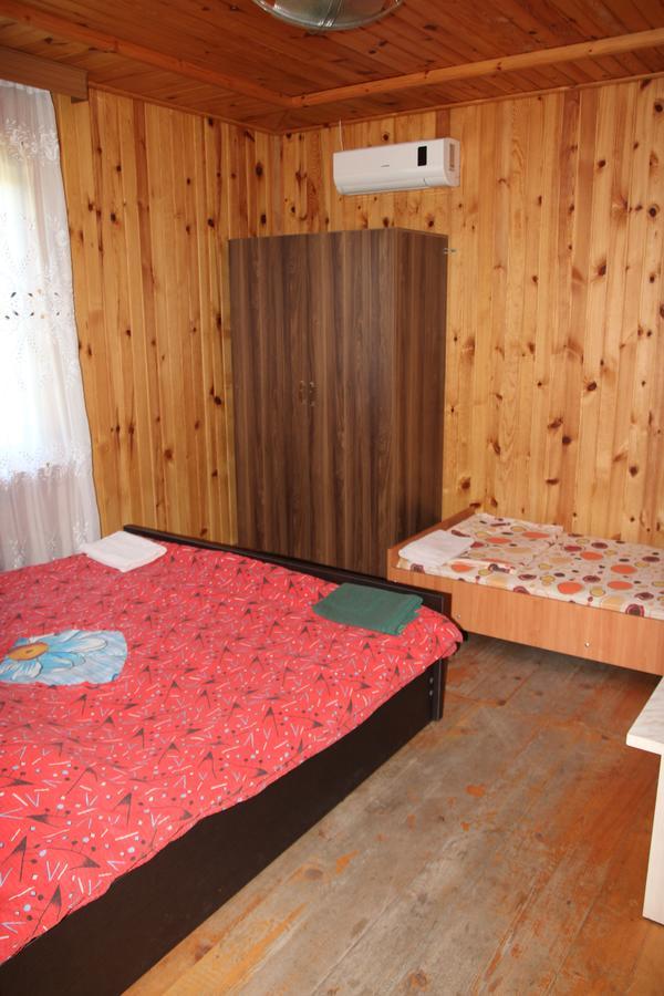 Wooden Cottage Makhinjauri Exterior foto